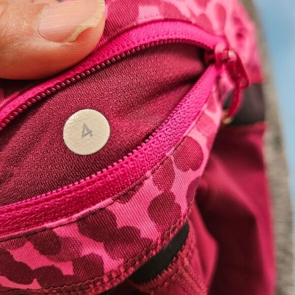 Lululemon Athletica Run Inspire Crop II - Picture 7 of 9